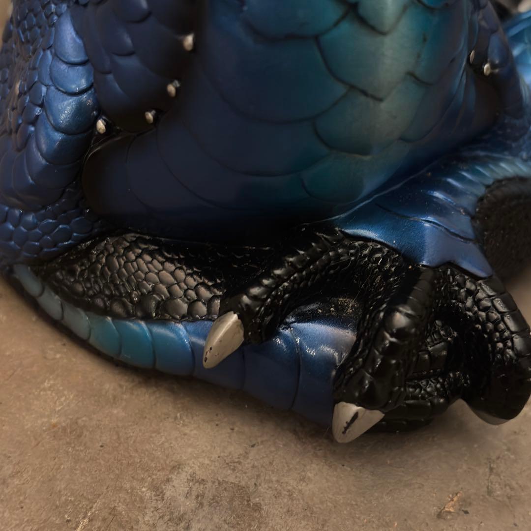 Windstone Editions　ドラゴンのフィギュア　置物　Dragon