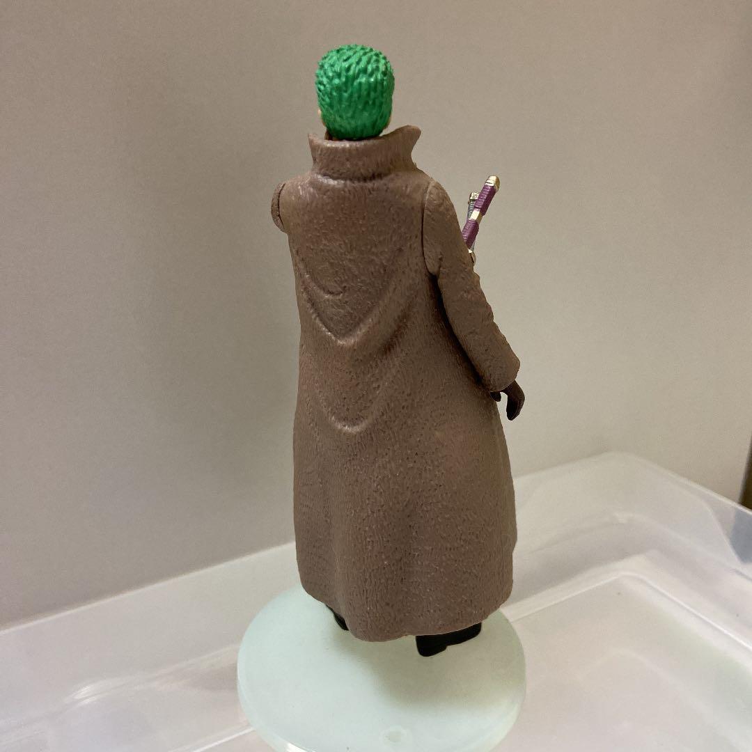 おばあが買ってきた ワンピース ゾロ フィギュア