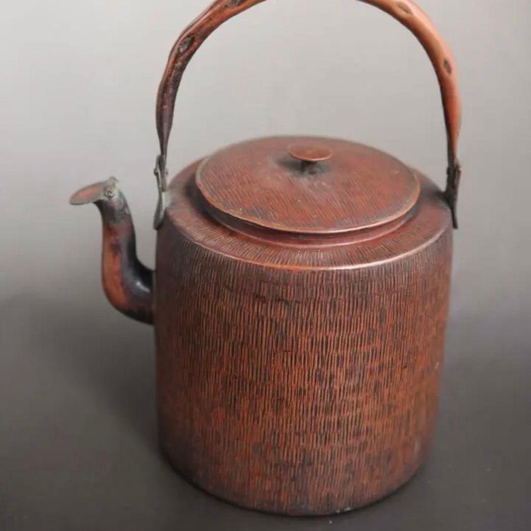 希少　槌目加工、打ち出し紋様入り銅製ヤカン　茶道　薬缶　やかん