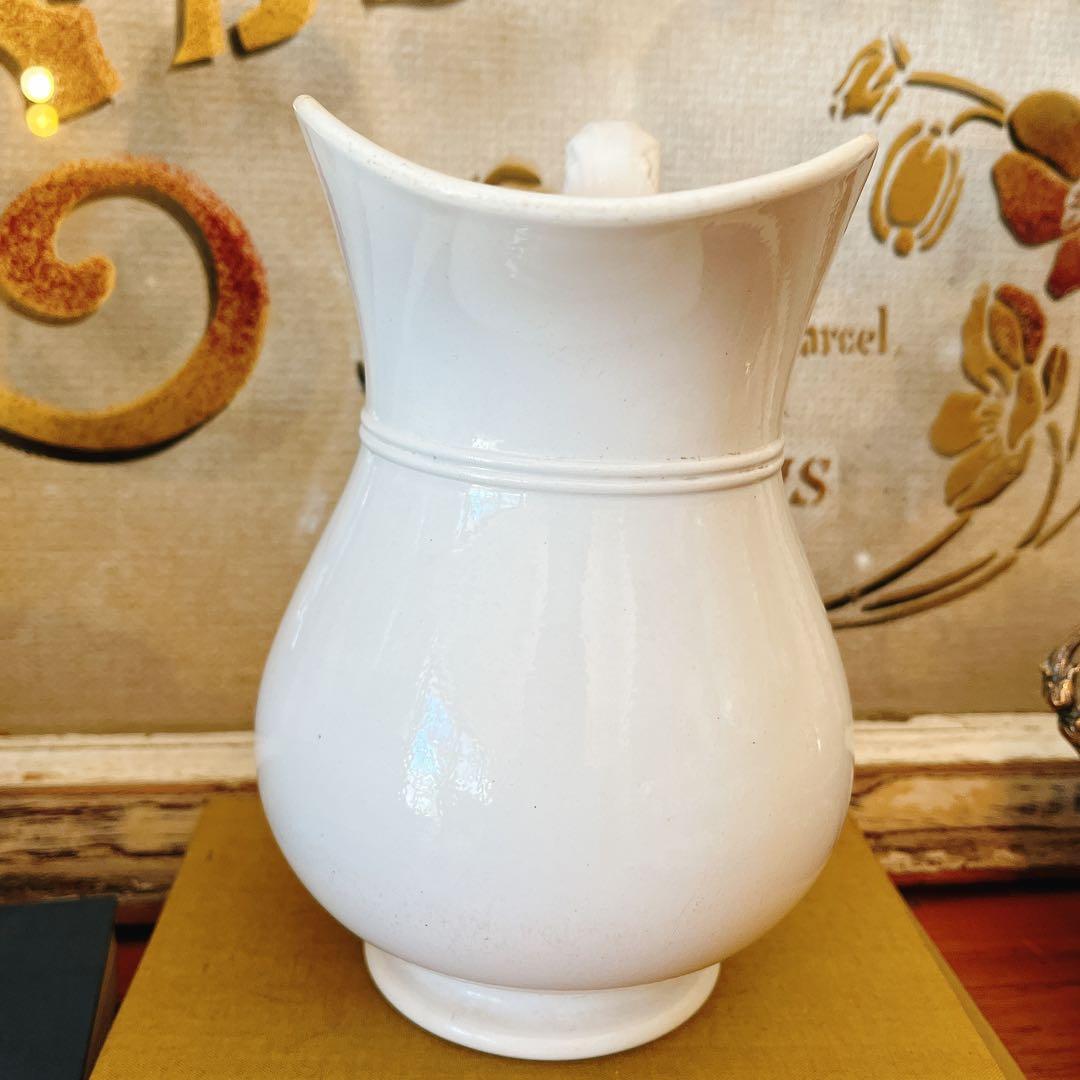 サルグミンヌsarreguemines 美しい白いピシェ