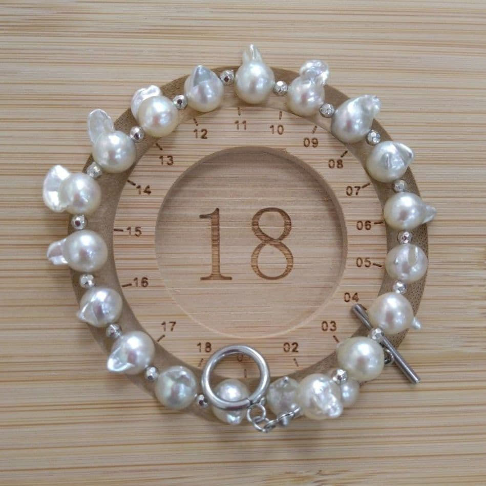 たっかー、あこや真珠羽珠、無調色ホワイト系、ツノツノマンテルブレスレット