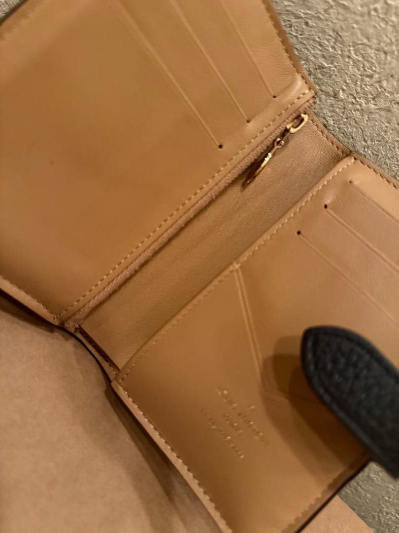 【値下げしました】VUITTON財布