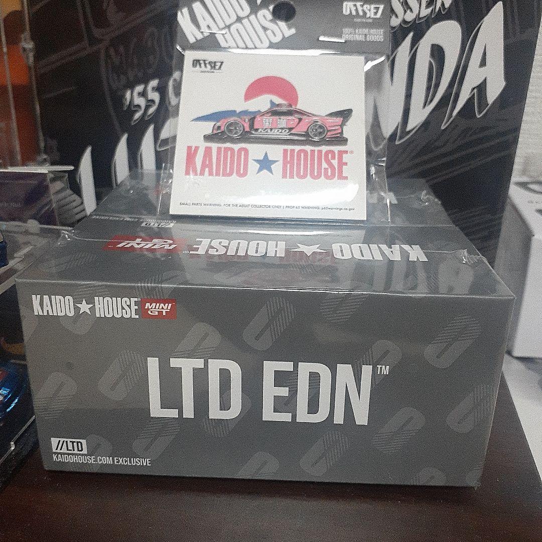 Kaido MiniGt エアロ ポリス スカイライン R34 ピン付き。