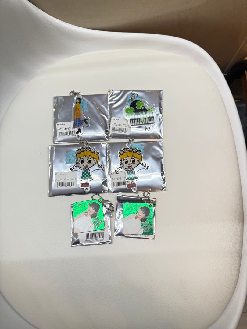 BEYOOOOONDS 小林萌花グッズまとめ売り　バラ売り不可