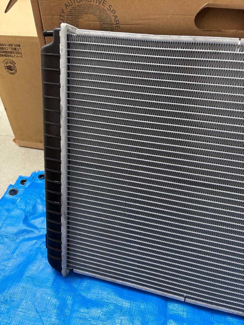 VOLVO ボルボ 240 ・ 740 ラジエター Nissens ニッセンズ製