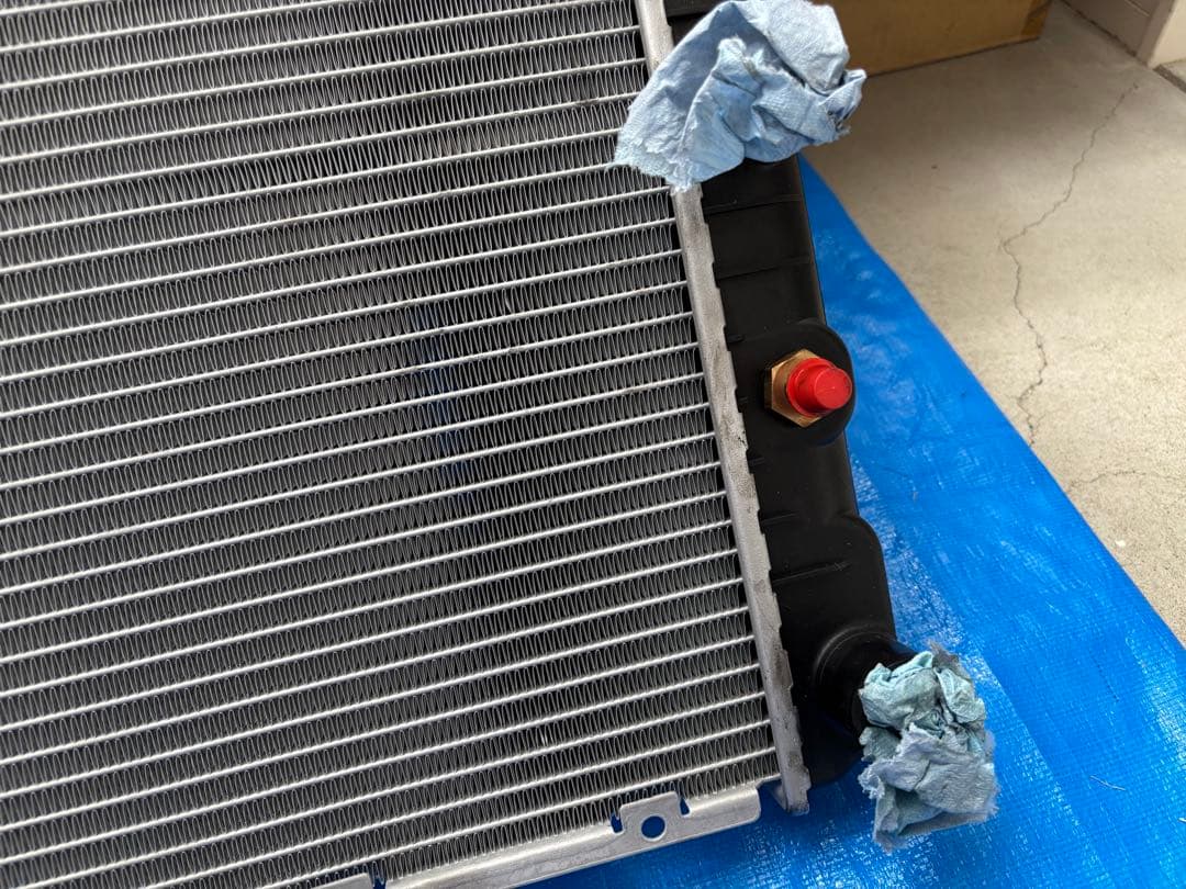 VOLVO ボルボ 240 ・ 740 ラジエター Nissens ニッセンズ製