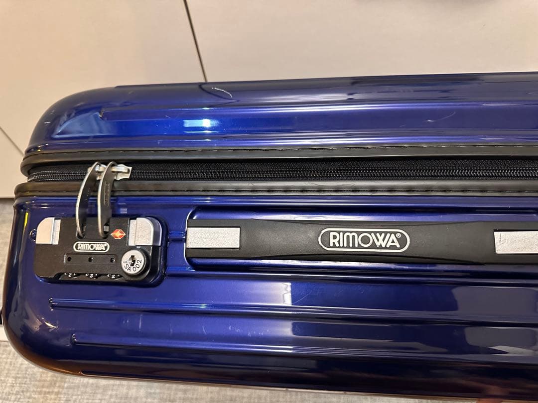 RIMOWA キャリーケース ブルー 24時間セール!