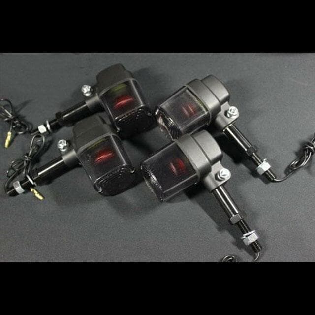 ヨーロピアン ウィンカー 角型/スモーク/ブラック 4個 新品