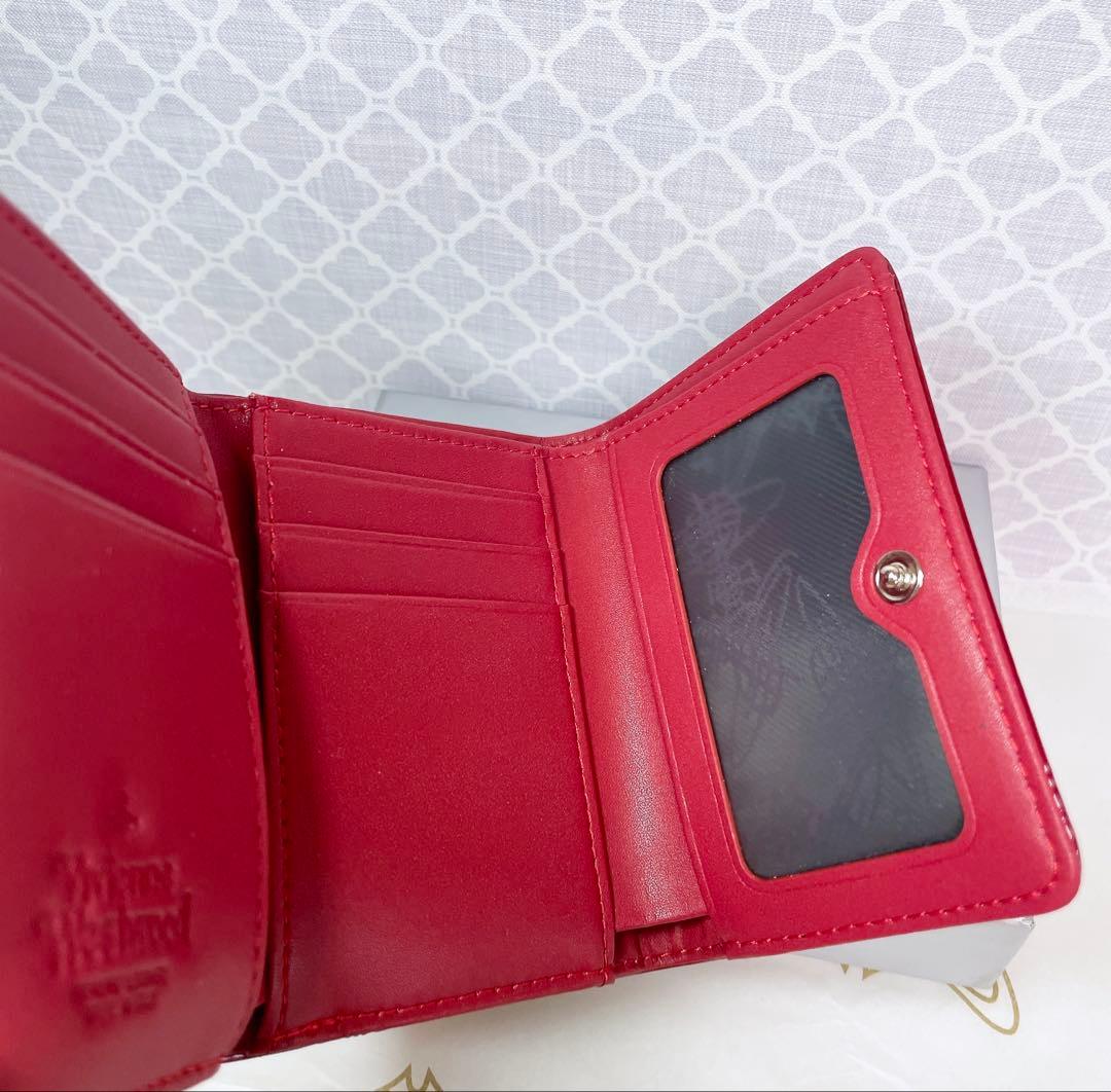 【内側に素敵な柄つき‎✨️】Vivienne Westwood 3折財布 エナメル