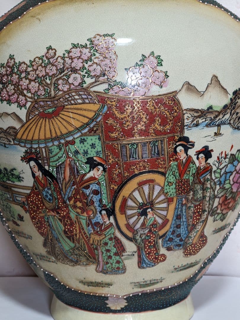 ♦ 美人花車上杉武田川中島決戦図 壷 薩摩 九谷焼 置物飾り 古美術骨董品