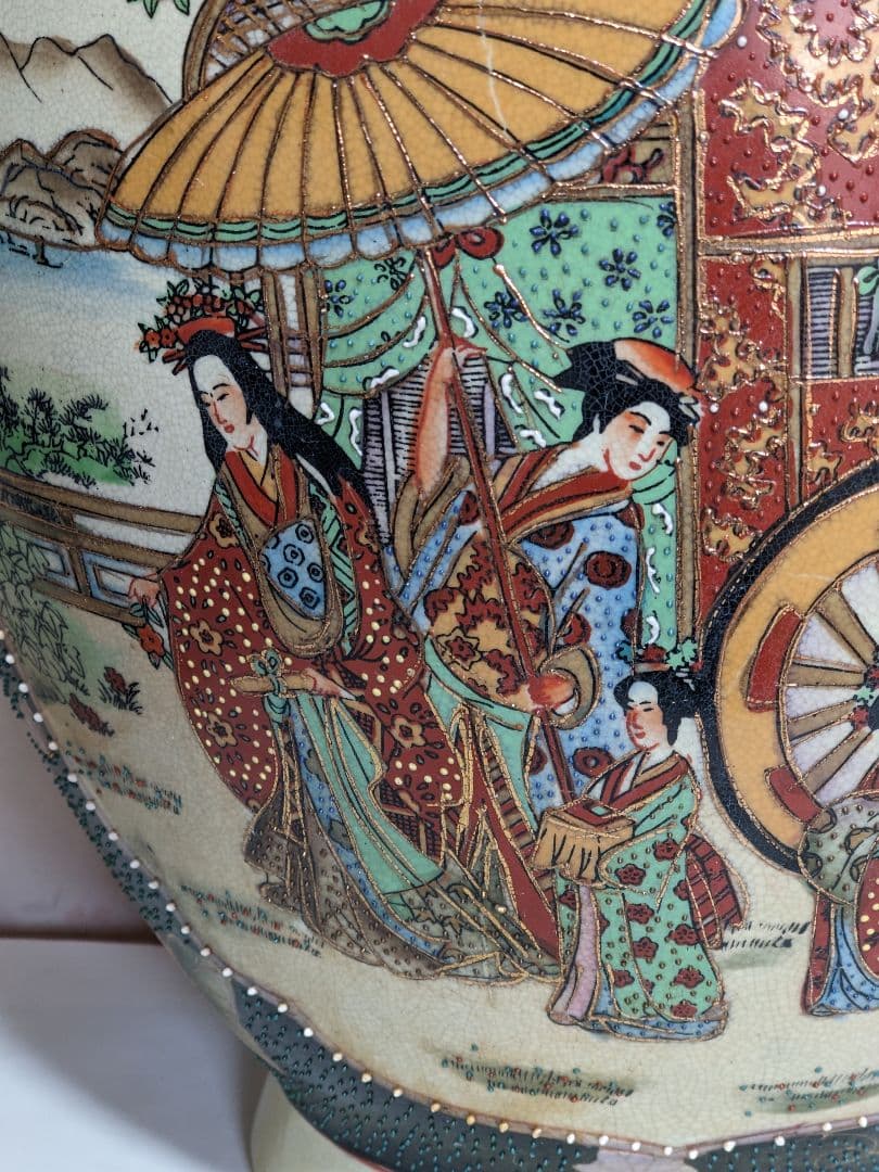 ♦ 美人花車上杉武田川中島決戦図 壷 薩摩 九谷焼 置物飾り 古美術骨董品