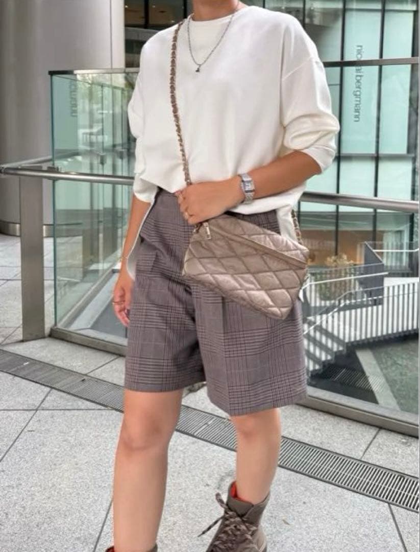 soleil ソレイル　トープイエロー チェーンバッグ　バニティ　財布つき