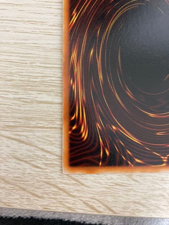 遊戯王 ブラック・マジシャン 初期　ウルトラレア　マグネットローダー付き