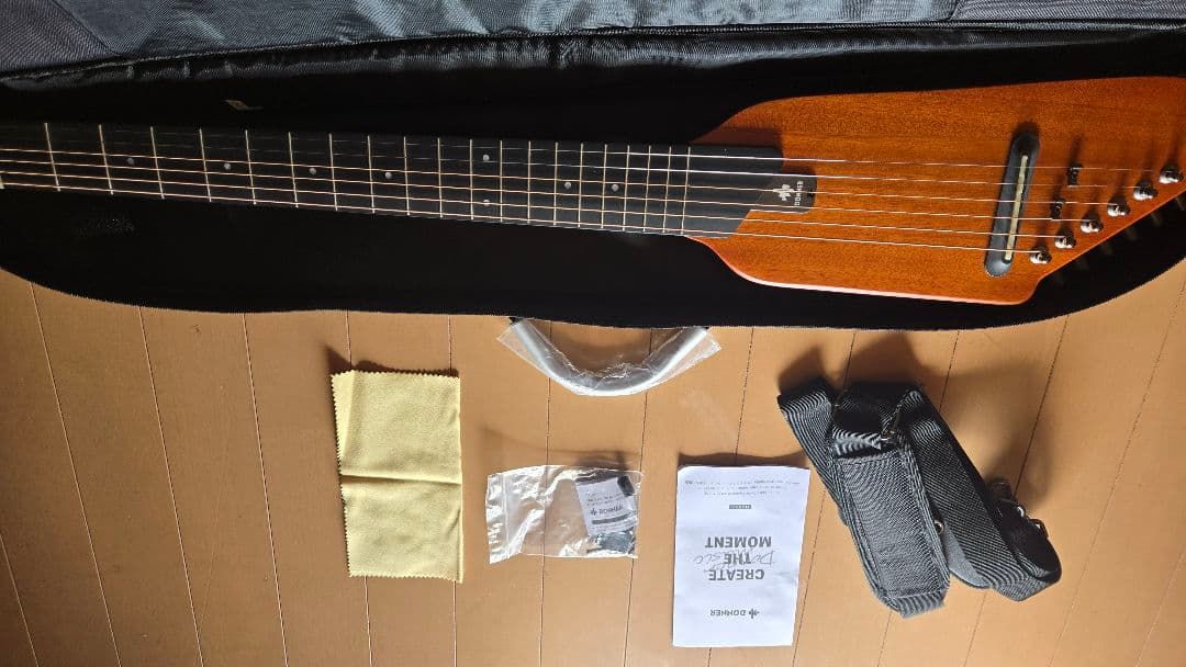 Donnerサイレントギター 　ソフトケース付き