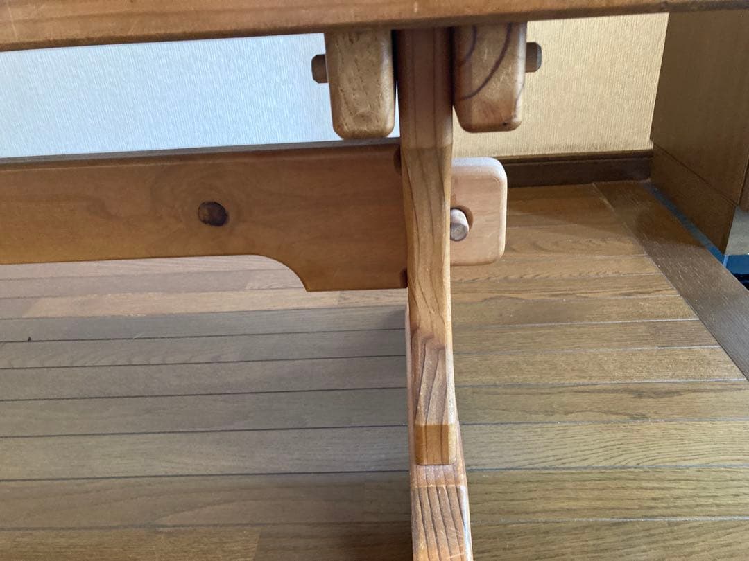 アントステラ　ベンチ