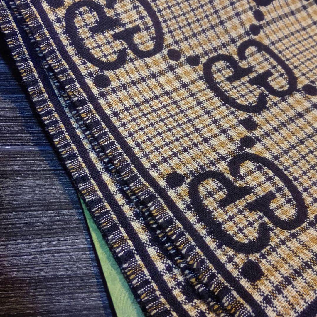 ❤新品箱袋付き❤最高級ウール❤GUCCI ジャカード マフラー❤黒&ブラウン❤