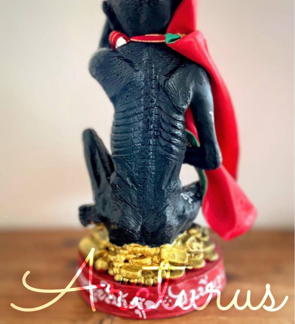 金運と幸運を呼び込む特別なクマーントーン黒　アジャンパームルン先生オーダーメイド