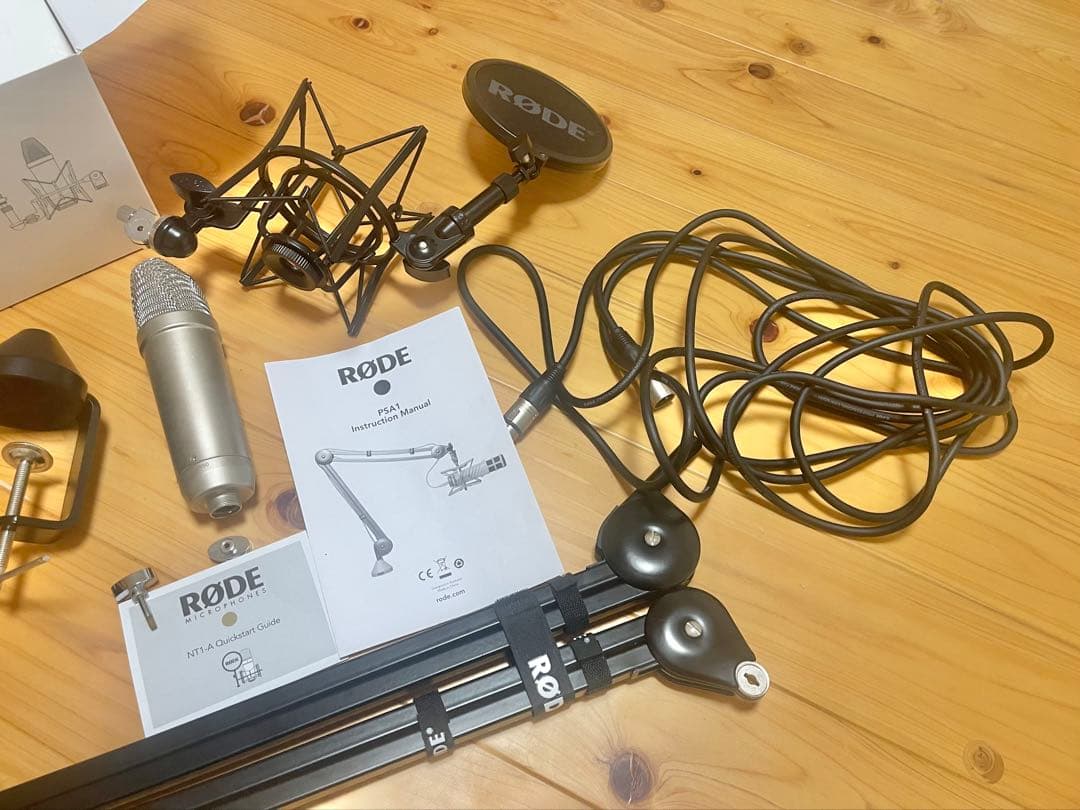 rode nt1-aと、rode専用固定器具のセット