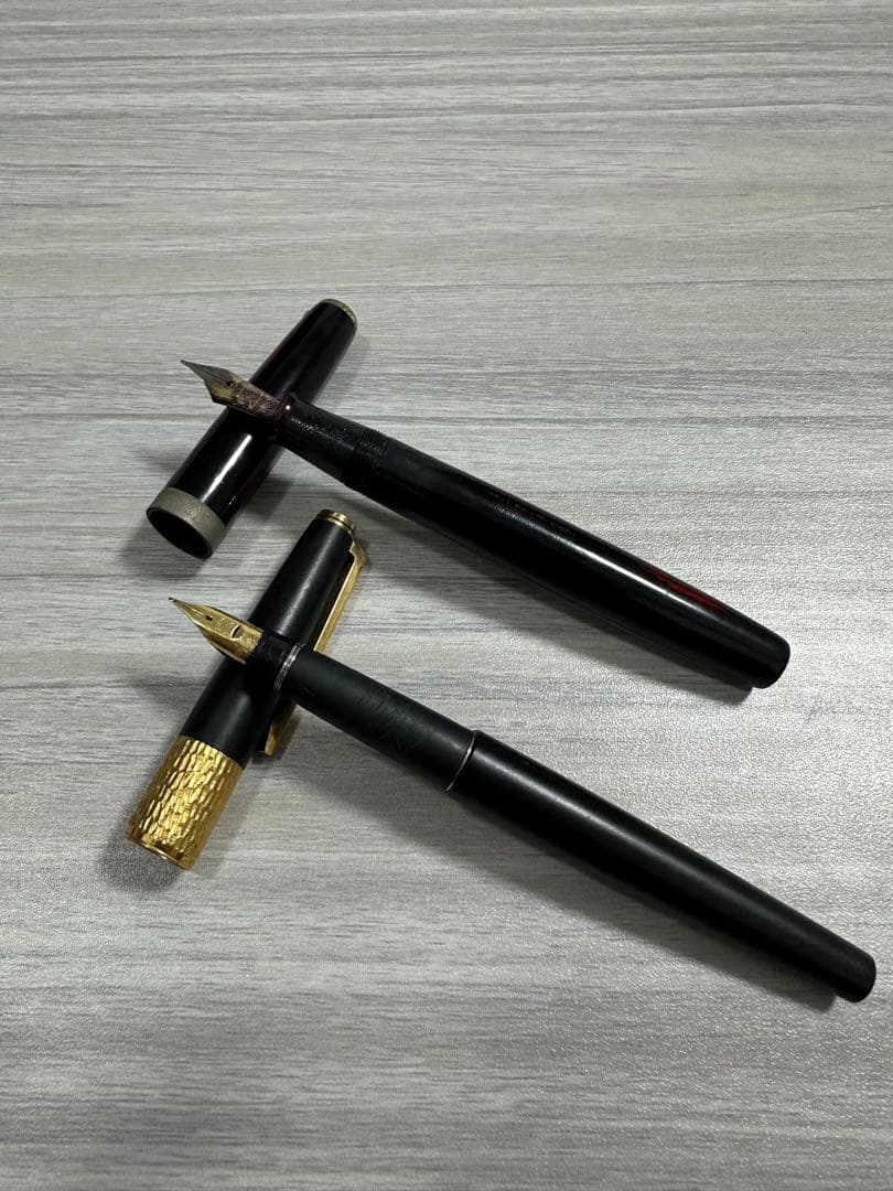 筆記未確認 万年筆 PILOT GRANDEE ペン先刻印あり 18K-750