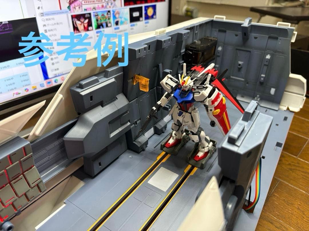 バンダイ 1/144アークエンジェル カタパルトデッキ+SEED HGセット