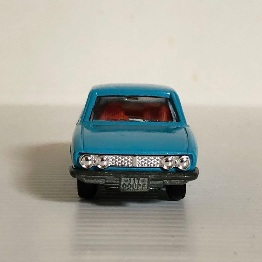 トミカ黒箱　No.10 いすゞ117クーペ1800XE (小田急特注)