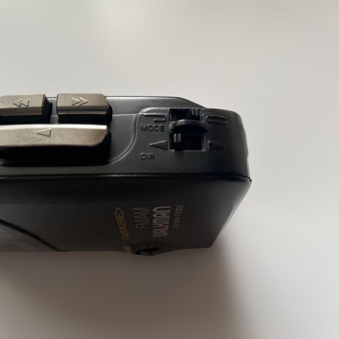 ポータブルプレーヤー SONY WM-FX303