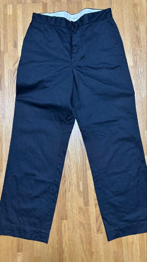 オフィサートラウザーズ