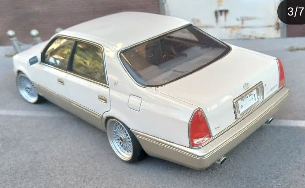 アオシマ マジェスタ 1/24 完成品