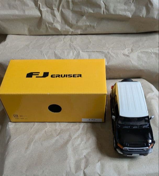 FJクルーザー FJ CRUISER 1/30ツートンブラック