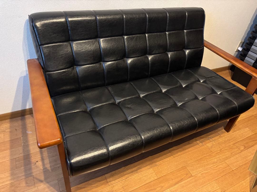 週末値下げ　カリモク風ソファ　萩原シャーク2 二人掛けソファ