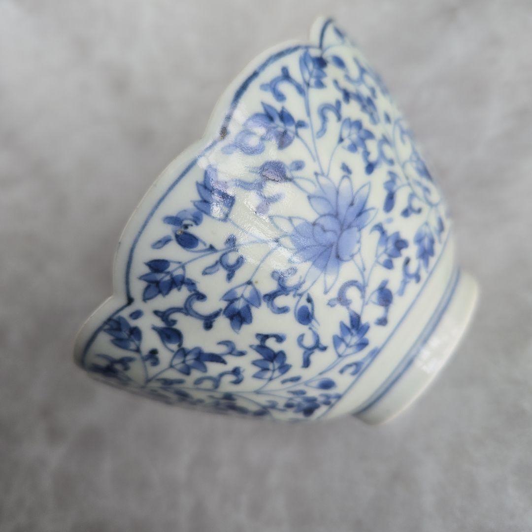 古伊万里　花唐草　向付　江戸時代　染付　五弁花　金直し　金継ぎ　アンティーク