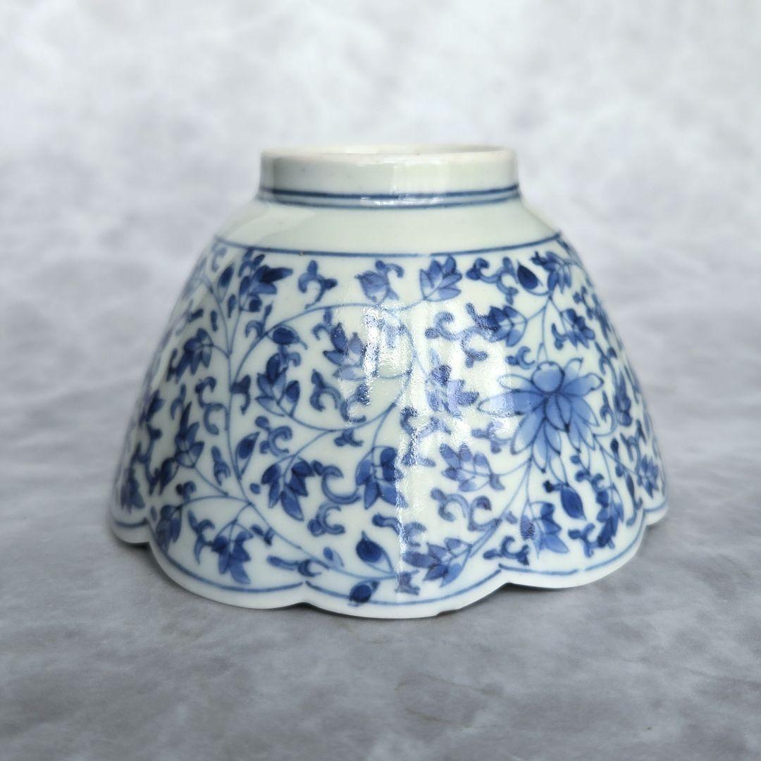 古伊万里　花唐草　向付　江戸時代　染付　五弁花　金直し　金継ぎ　アンティーク