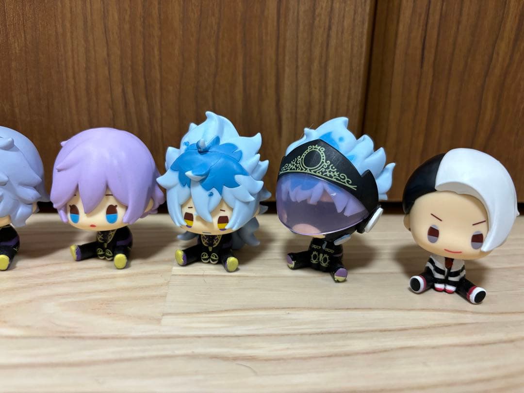 ツイステ デフォルメフィギュア