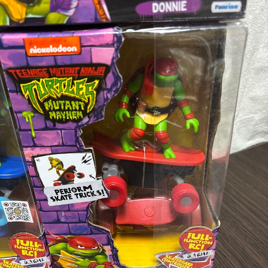 希少‼️タートルズ ミュータントパニック スケボー RC フィギュア4つセット