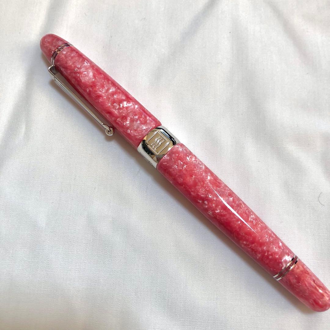 【新品】DELTA デルタ万年筆　ラ・ピアッツェッタ　エージド・ピンク　EF