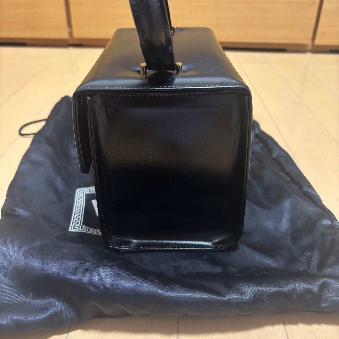 ヴェルサーチェ サンバースト ロゴ ハンドバッグ