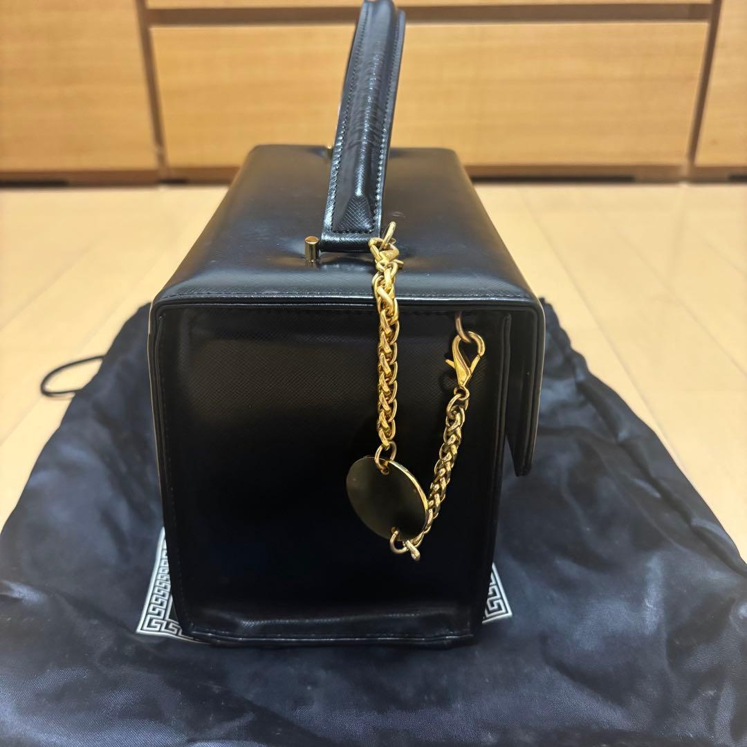 ヴェルサーチェ サンバースト ロゴ ハンドバッグ