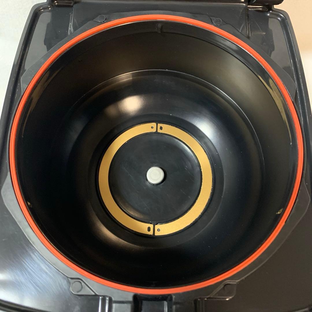 【2022年製】三菱電機IHジャー炊飯器　炭炊釜　5.5合　NJ-VVD10-B
