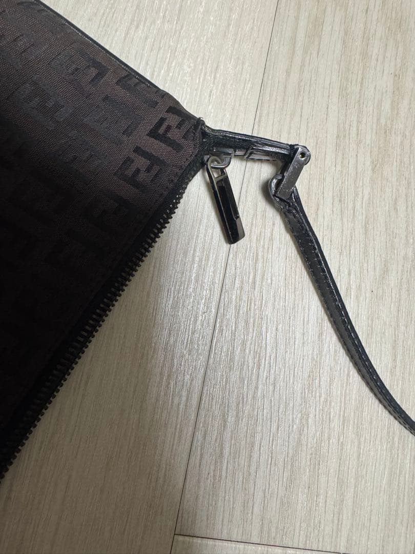 フェンディ　ショルダーバッグ ズッキーノ ズッカ柄 ブラウン