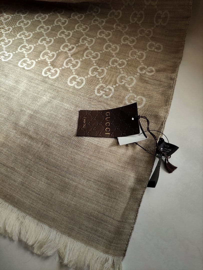 GUCCI GGロゴ ベージュ スカーフ