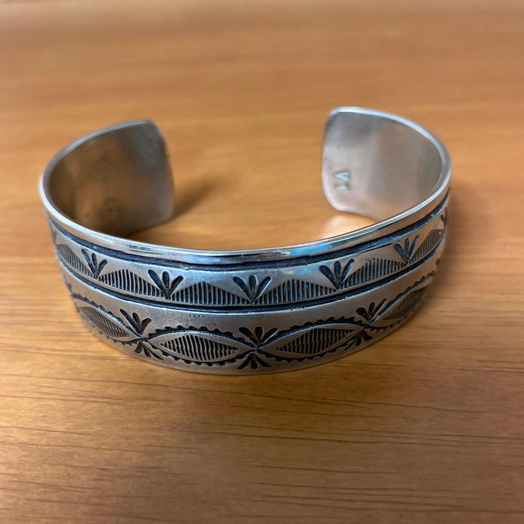 ☆ 【Vintage】 ナバホ・ネィティブ★シルバー バングル　刻印あり