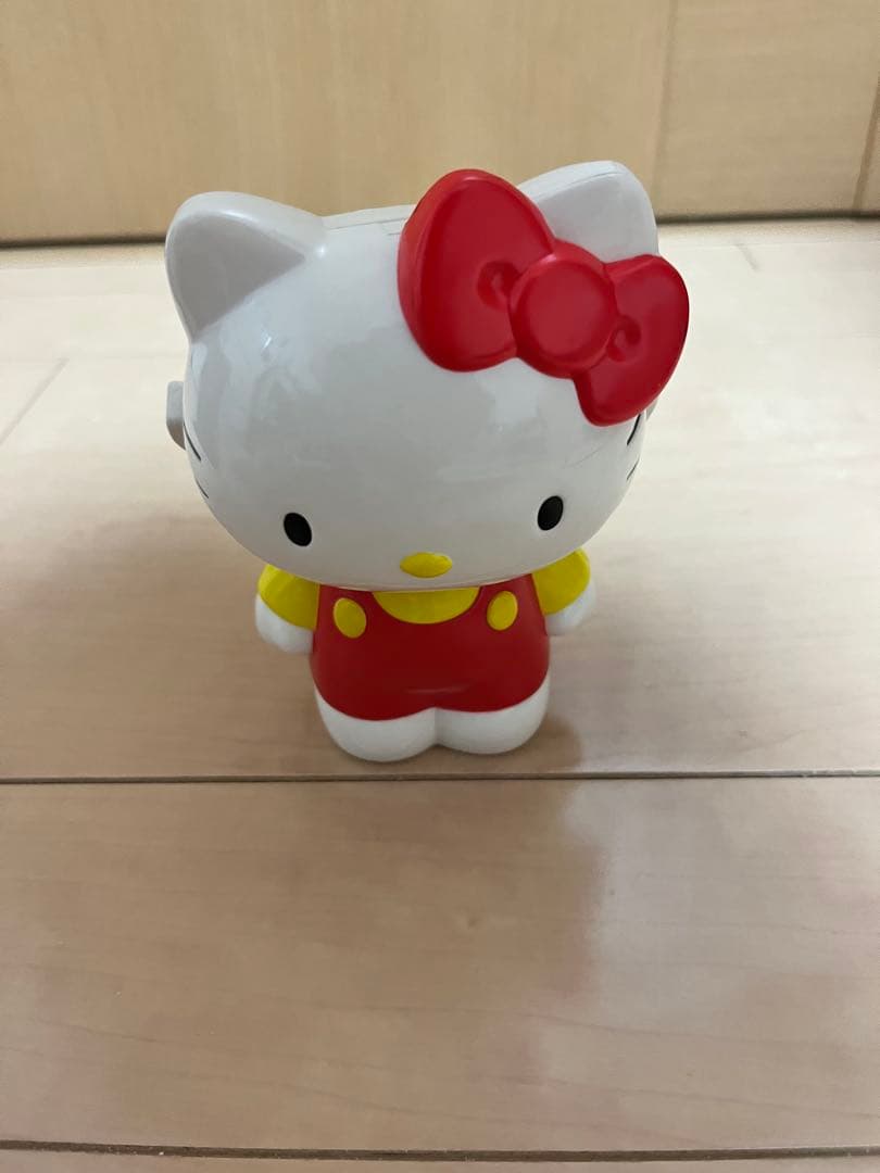 【説明欄必読】サンリオ 平成レトロ ハローキティ ハンディライト 2002年