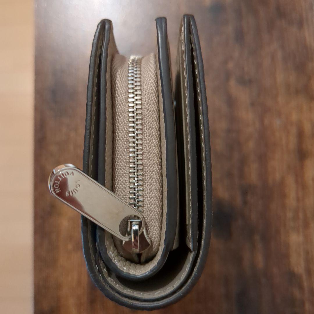 winahr！LOUIS VUITTON 二つ折り財布 グレージュ
