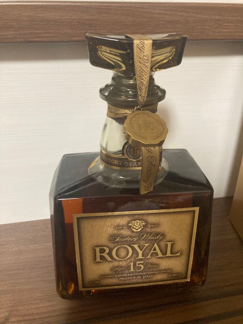 サントリー　 15年ウイスキー　ローヤル