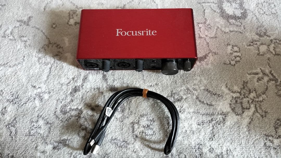 Focusrite Scarlett 2i2 Gen3オーディオインターフェイス