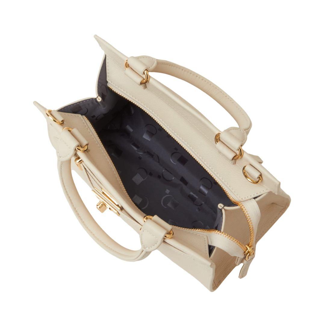 DIANA 本革ミニバッグ AS3110ライトグレースムース (406131)