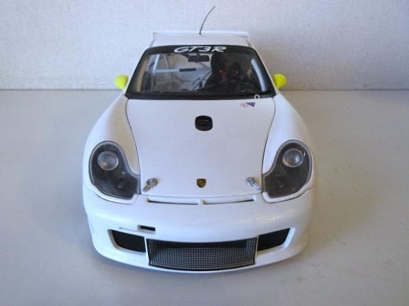 ミスターポンさん専用 AUTOart (1/18) ポルシェ 911 GT3R