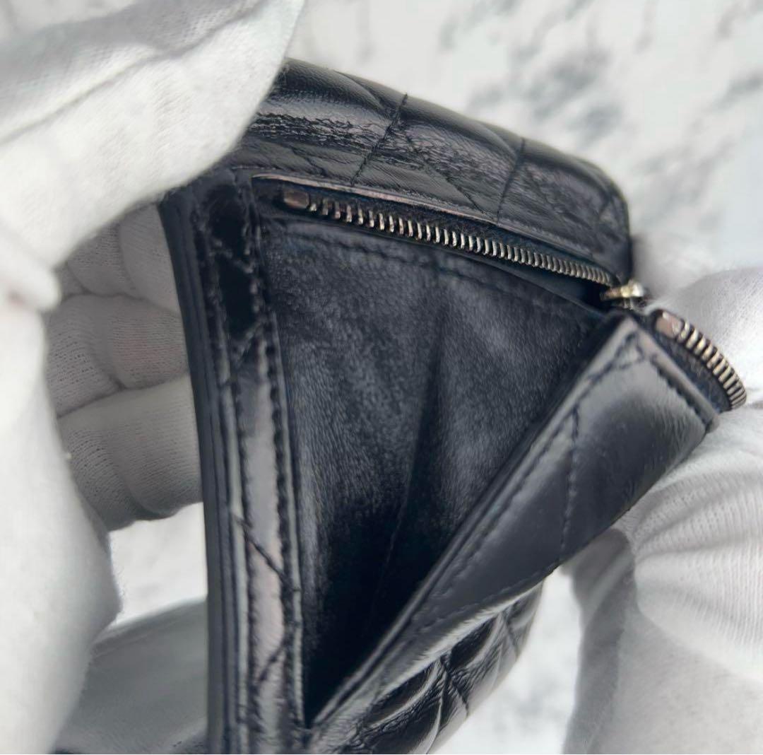 22 CHANEL マトラッセ　ミディアムサイズ　コンパクト　折り財布