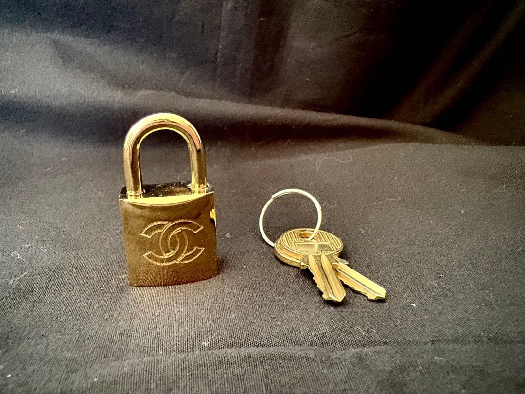 シャネル ココマーク カデナ キー2本付き パドロック 南京錠　レア