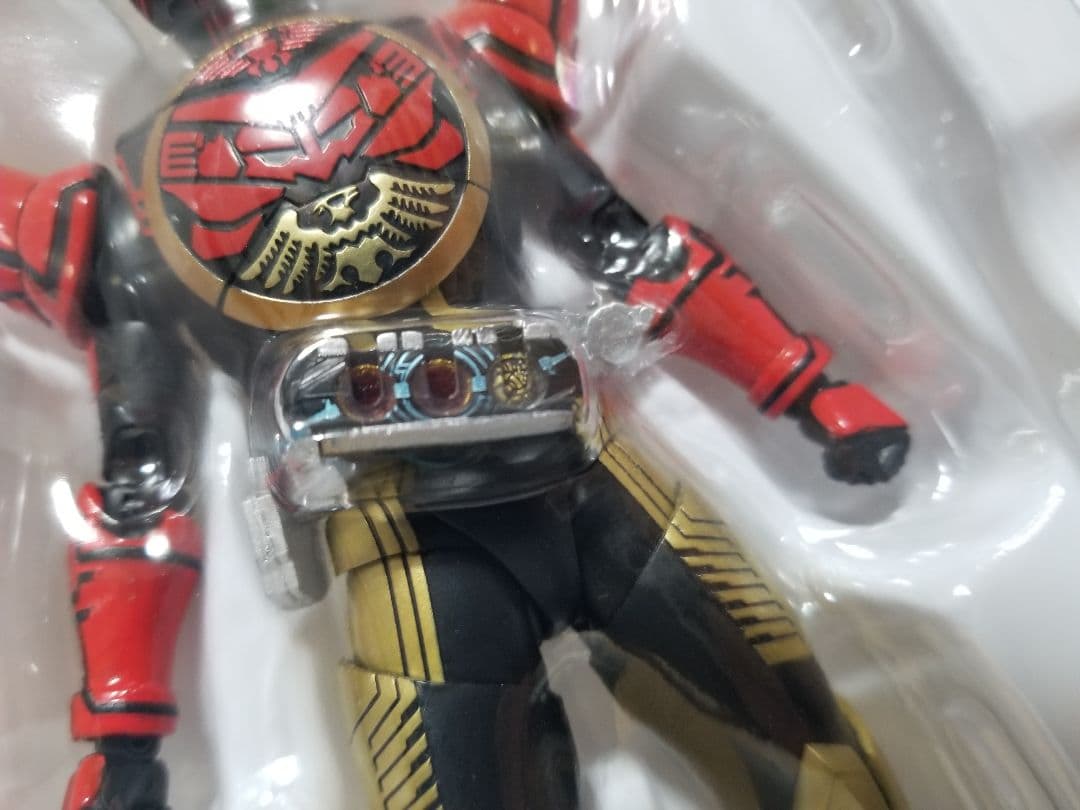仮面ライダーオーズ　真骨彫　アーツ　タマシーコンボ